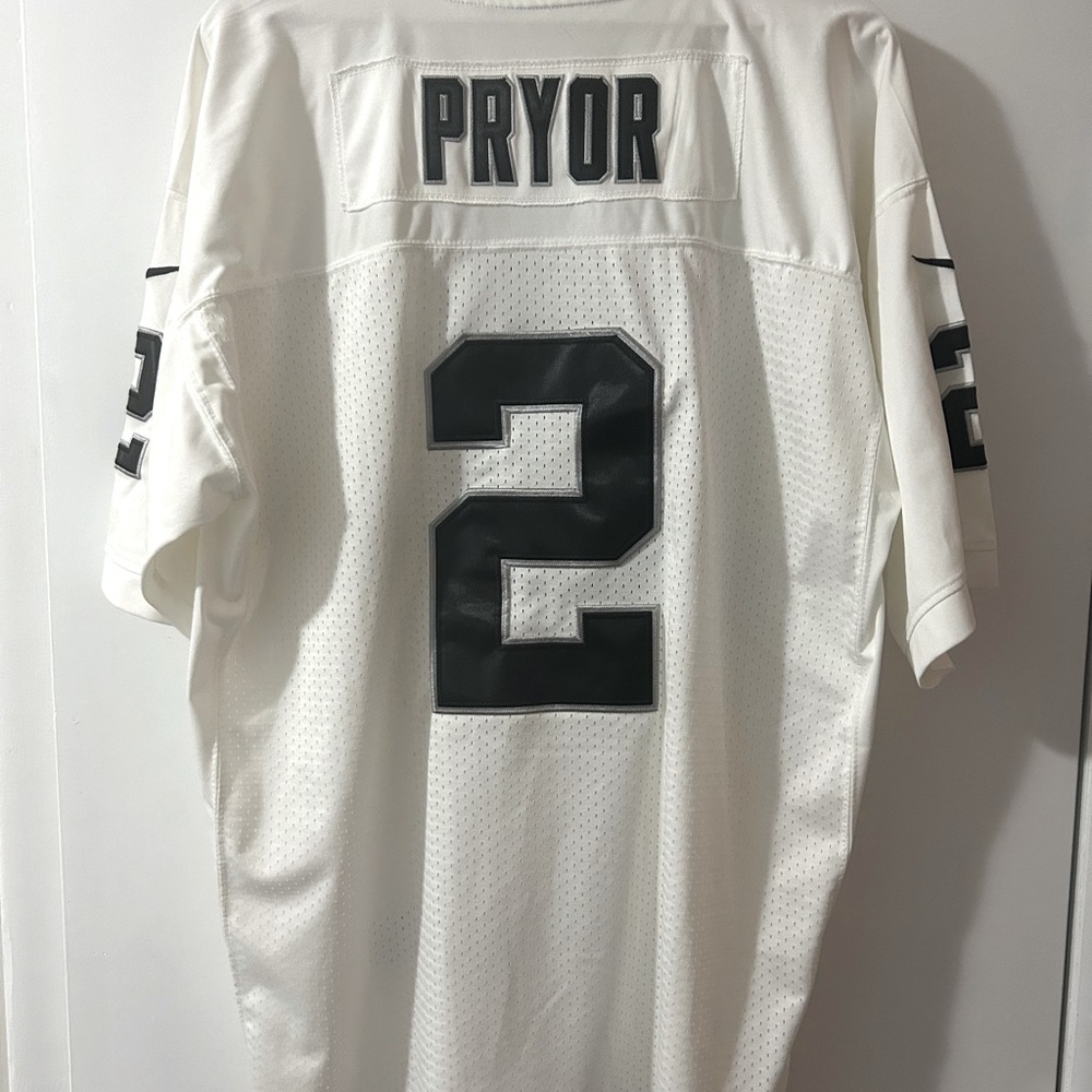 !!Oakland Raiders jersey!! - Picture 7 of 10